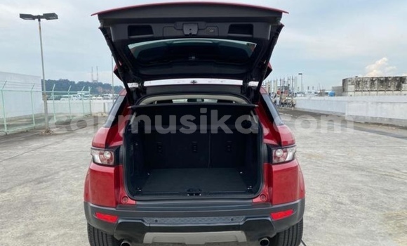 Acheter Occasion Voiture Land Rover Range Rover Evoque Rouge à Beitbridge, Matabeleland South Acheter Occasion Voiture Land Rover Range Rover Evoque Rouge à Beitbridge, Matabeleland South