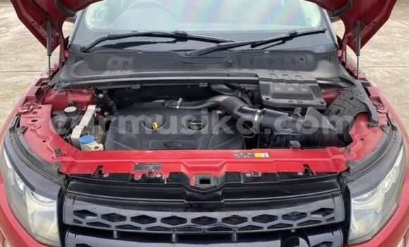 Acheter Occasion Voiture Land Rover Range Rover Evoque Rouge à Beitbridge, Matabeleland South Acheter Occasion Voiture Land Rover Range Rover Evoque Rouge à Beitbridge, Matabeleland South