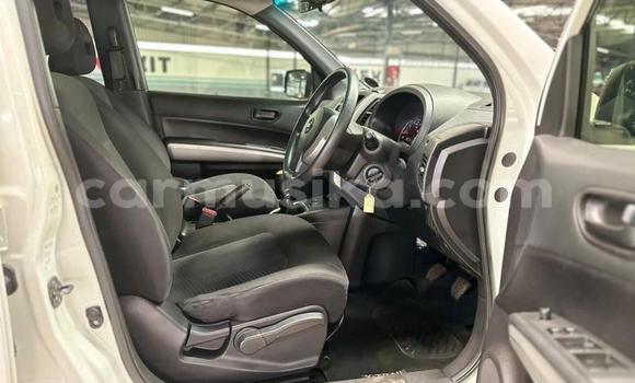 Buy Used Nissan X–Trail White Car in Beitbridge in Matabeleland South Buy Used Nissan X–Trail White Car in Beitbridge in Matabeleland South