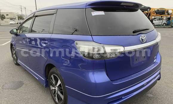 Buy Used Toyota Wish Blue Car in Beitbridge in Matabeleland South Buy Used Toyota Wish Blue Car in Beitbridge in Matabeleland South