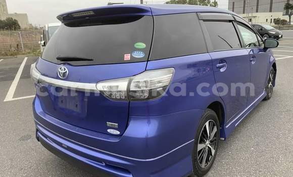 Buy Used Toyota Wish Blue Car in Beitbridge in Matabeleland South Buy Used Toyota Wish Blue Car in Beitbridge in Matabeleland South