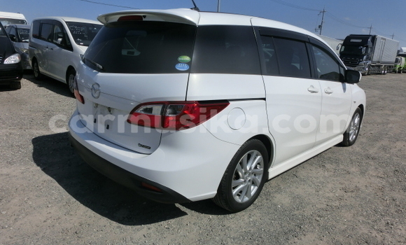 Tenga Tsaru Mazda Premacy Chena Mota in Beitbridge in Matabeleland South Tenga Tsaru Mazda Premacy Chena Mota in Beitbridge in Matabeleland South