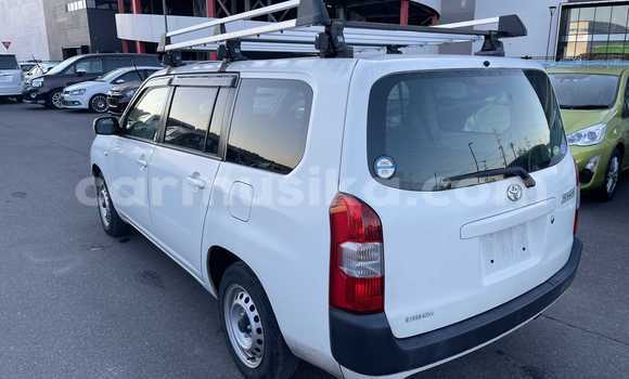 Nunua Ilio tumika Toyota Succeed Nyeupe Gari ndani ya Beitbridge nchini Matabeleland Kusini Nunua Ilio tumika Toyota Succeed Nyeupe Gari ndani ya Beitbridge nchini Matabeleland Kusini