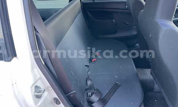 Nunua Ilio tumika Toyota Succeed Nyeupe Gari ndani ya Beitbridge nchini Matabeleland Kusini Nunua Ilio tumika Toyota Succeed Nyeupe Gari ndani ya Beitbridge nchini Matabeleland Kusini