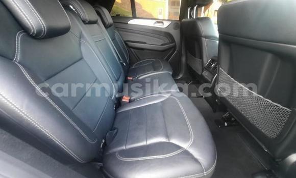 Acheter Occasion Voiture Mercedes‒Benz ML–Class Blanc à Beitbridge, Matabeleland South Acheter Occasion Voiture Mercedes‒Benz ML–Class Blanc à Beitbridge, Matabeleland South