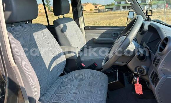 Buy Used Toyota Land Cruiser Other Car in Beitbridge in Matabeleland South Buy Used Toyota Land Cruiser Other Car in Beitbridge in Matabeleland South