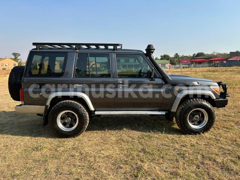 Big with watermark toyota land cruiser matabeleland south beitbridge 33824