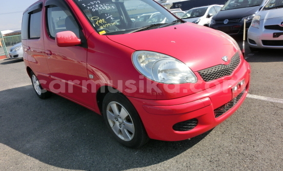 Buy Used Toyota FunCargo Red Car in Beitbridge in Matabeleland South Buy Used Toyota FunCargo Red Car in Beitbridge in Matabeleland South