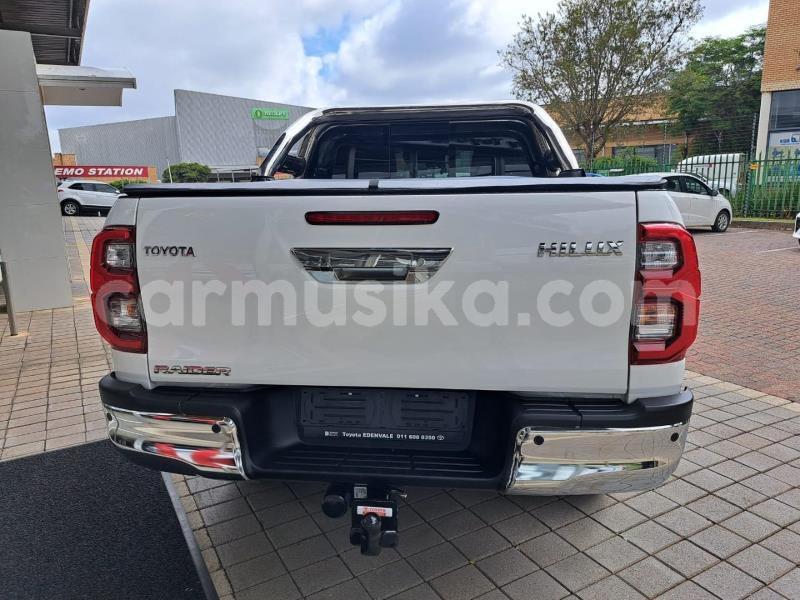 Big with watermark toyota hilux matabeleland south beitbridge 33826