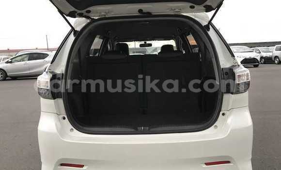 Buy Used Toyota Wish White Car in Beitbridge in Matabeleland South Buy Used Toyota Wish White Car in Beitbridge in Matabeleland South