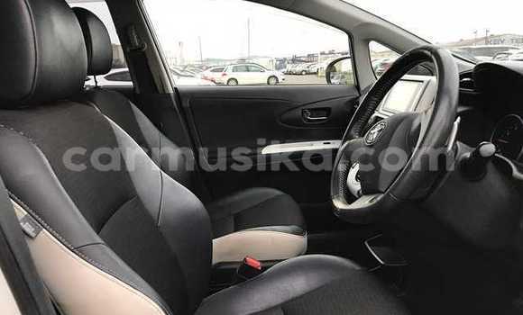 Buy Used Toyota Wish White Car in Beitbridge in Matabeleland South Buy Used Toyota Wish White Car in Beitbridge in Matabeleland South