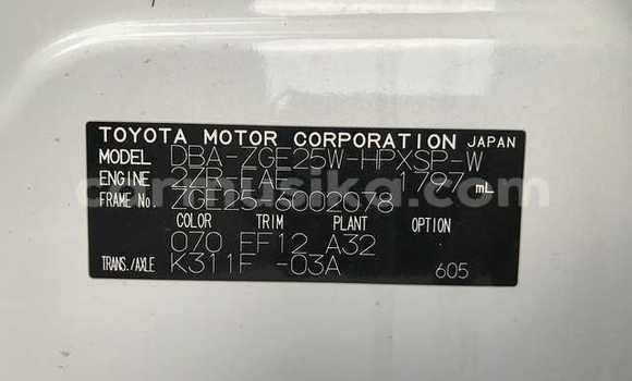 Buy Used Toyota Wish White Car in Beitbridge in Matabeleland South Buy Used Toyota Wish White Car in Beitbridge in Matabeleland South