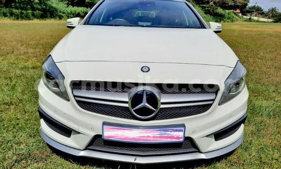 Acheter Occasion Voiture Mercedes‒Benz A-klasse AMG Blanc à Beitbridge, Matabeleland South Acheter Occasion Voiture Mercedes‒Benz A-klasse AMG Blanc à Beitbridge, Matabeleland South