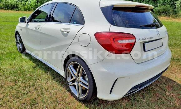 Acheter Occasion Voiture Mercedes‒Benz A-klasse AMG Blanc à Beitbridge, Matabeleland South Acheter Occasion Voiture Mercedes‒Benz A-klasse AMG Blanc à Beitbridge, Matabeleland South