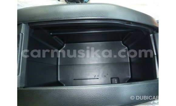 Buy Import Toyota Kluger White Car in Import - Dubai in Harare Buy Import Toyota Kluger White Car in Import - Dubai in Harare