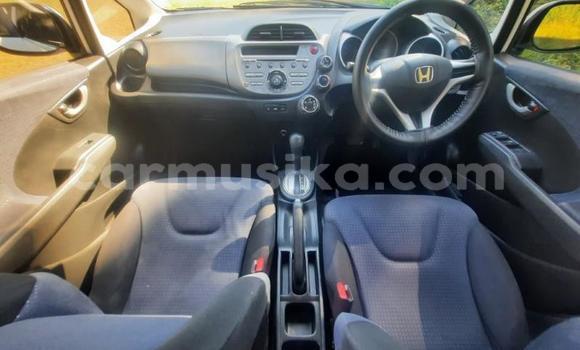 Buy Used Honda Jazz White Car in Beitbridge in Matabeleland South Buy Used Honda Jazz White Car in Beitbridge in Matabeleland South