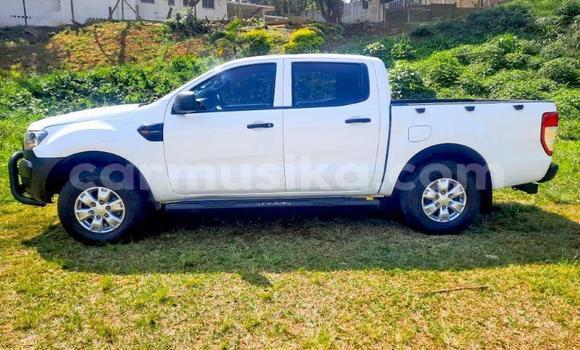 Buy Used Ford Ranger White Car in Beitbridge in Matabeleland South Buy Used Ford Ranger White Car in Beitbridge in Matabeleland South