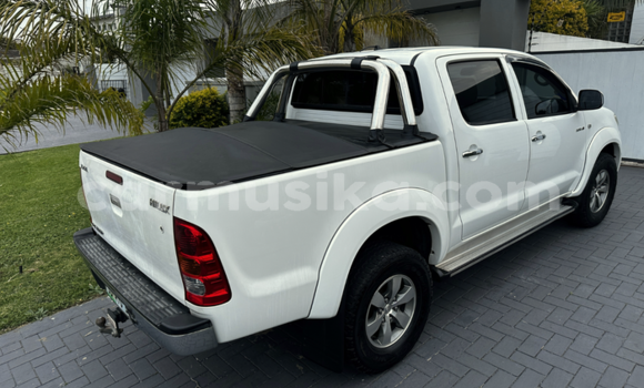 Acheter Occasion Voiture Toyota Hilux Blanc à Beitbridge, Matabeleland South Acheter Occasion Voiture Toyota Hilux Blanc à Beitbridge, Matabeleland South
