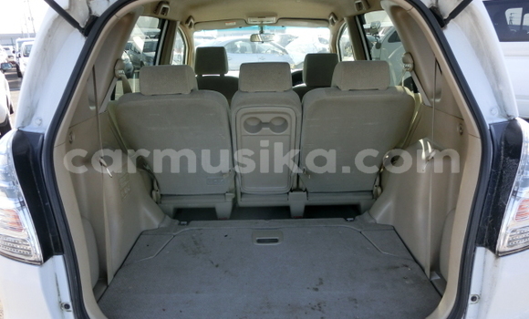 Buy Used Toyota Corolla Spacio White Car in Beitbridge in Matabeleland South Buy Used Toyota Corolla Spacio White Car in Beitbridge in Matabeleland South