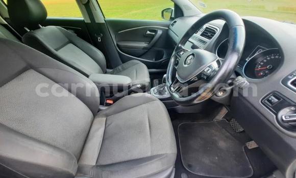 Acheter Occasion Voiture Volkswagen Polo Blanc à Beitbridge, Matabeleland South Acheter Occasion Voiture Volkswagen Polo Blanc à Beitbridge, Matabeleland South