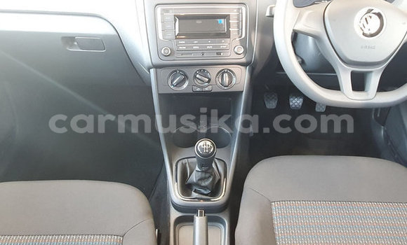 Acheter Neuf Voiture Volkswagen Polo Gris à Beitbridge, Matabeleland South Acheter Neuf Voiture Volkswagen Polo Gris à Beitbridge, Matabeleland South