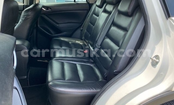 Acheter Occasion Voiture Mazda CX-5 Blanc à Beitbridge, Matabeleland South Acheter Occasion Voiture Mazda CX-5 Blanc à Beitbridge, Matabeleland South