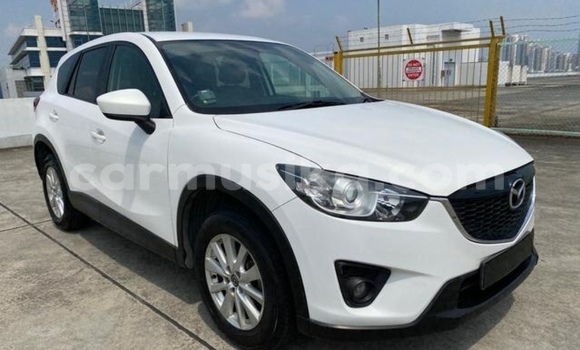 Acheter Occasion Voiture Mazda CX-5 Blanc à Beitbridge, Matabeleland South Acheter Occasion Voiture Mazda CX-5 Blanc à Beitbridge, Matabeleland South