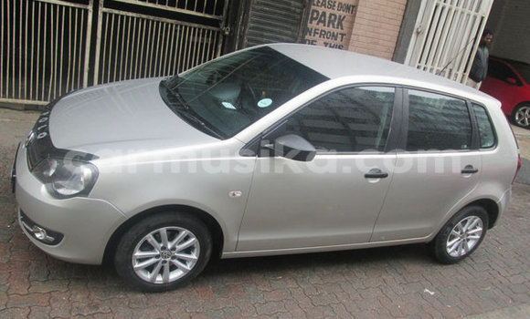 Tenga Tsaru Volkswagen Polo Zvimwe Mota in Beitbridge in Matabeleland South Tenga Tsaru Volkswagen Polo Zvimwe Mota in Beitbridge in Matabeleland South