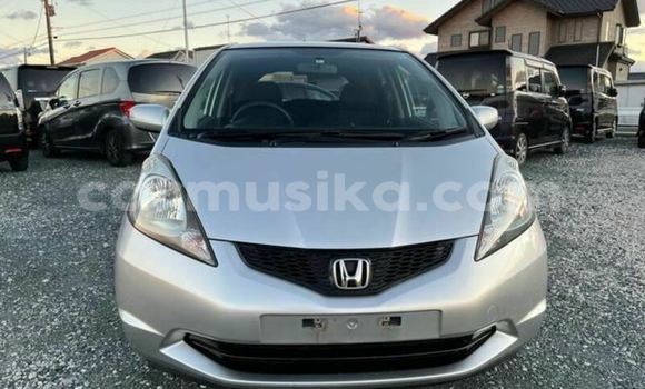 Nunua Ilio tumika Honda Fit Fedha Gari ndani ya Beitbridge nchini Matabeleland Kusini