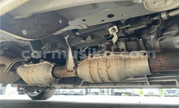 Buy Used Toyota Hiace White Car in Beitbridge in Matabeleland South Buy Used Toyota Hiace White Car in Beitbridge in Matabeleland South