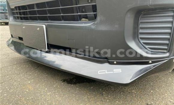 Buy Used Toyota Hiace White Car in Beitbridge in Matabeleland South Buy Used Toyota Hiace White Car in Beitbridge in Matabeleland South