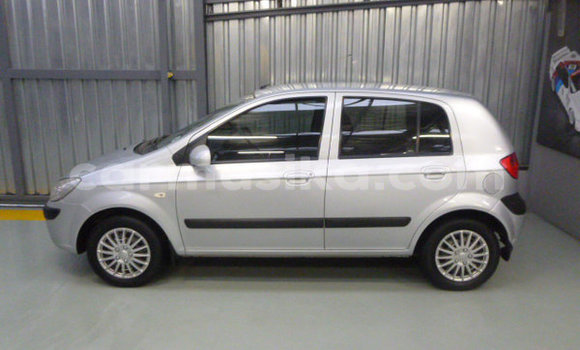 Buy Used Hyundai Getz Silver Car in Beitbridge in Matabeleland South Buy Used Hyundai Getz Silver Car in Beitbridge in Matabeleland South