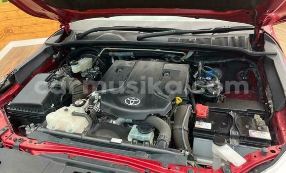 Tenga Tsaru Toyota Hilux Tsvuku Mota in Beitbridge in Matabeleland South Tenga Tsaru Toyota Hilux Tsvuku Mota in Beitbridge in Matabeleland South