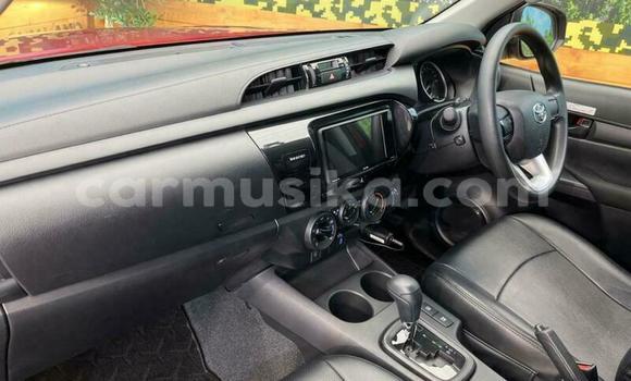 Tenga Tsaru Toyota Hilux Tsvuku Mota in Beitbridge in Matabeleland South Tenga Tsaru Toyota Hilux Tsvuku Mota in Beitbridge in Matabeleland South