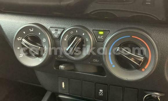 Tenga Tsaru Toyota Hilux Tsvuku Mota in Beitbridge in Matabeleland South Tenga Tsaru Toyota Hilux Tsvuku Mota in Beitbridge in Matabeleland South