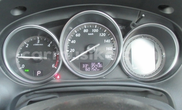 Nunua Ilio tumika Mazda CX-5 Nyeusi Gari ndani ya Beitbridge nchini Matabeleland Kusini Nunua Ilio tumika Mazda CX-5 Nyeusi Gari ndani ya Beitbridge nchini Matabeleland Kusini