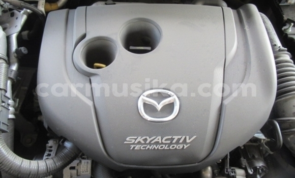 Nunua Ilio tumika Mazda CX-5 Nyeusi Gari ndani ya Beitbridge nchini Matabeleland Kusini Nunua Ilio tumika Mazda CX-5 Nyeusi Gari ndani ya Beitbridge nchini Matabeleland Kusini