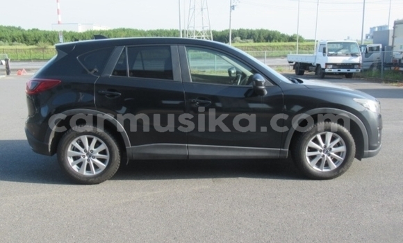 Nunua Ilio tumika Mazda CX-5 Nyeusi Gari ndani ya Beitbridge nchini Matabeleland Kusini Nunua Ilio tumika Mazda CX-5 Nyeusi Gari ndani ya Beitbridge nchini Matabeleland Kusini