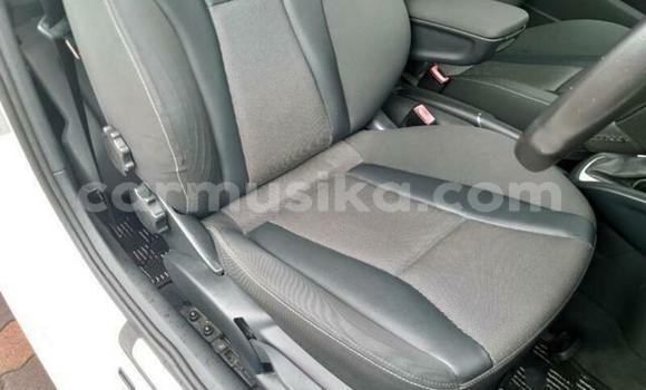 Nunua Ilio tumika Audi A1 Nyeupe Gari ndani ya Beitbridge nchini Matabeleland Kusini Nunua Ilio tumika Audi A1 Nyeupe Gari ndani ya Beitbridge nchini Matabeleland Kusini