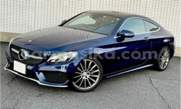 Tenga Tsaru Mercedes‒Benz C–Class Bhuruu Mota in Beitbridge in Matabeleland South