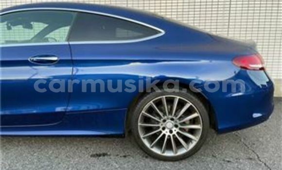 Tenga Tsaru Mercedes‒Benz C–Class Bhuruu Mota in Beitbridge in Matabeleland South Tenga Tsaru Mercedes‒Benz C–Class Bhuruu Mota in Beitbridge in Matabeleland South