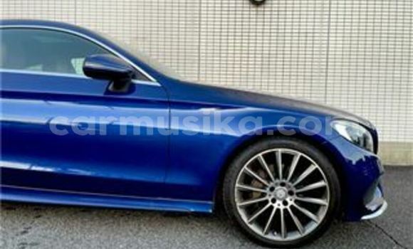 Tenga Tsaru Mercedes‒Benz C–Class Bhuruu Mota in Beitbridge in Matabeleland South Tenga Tsaru Mercedes‒Benz C–Class Bhuruu Mota in Beitbridge in Matabeleland South