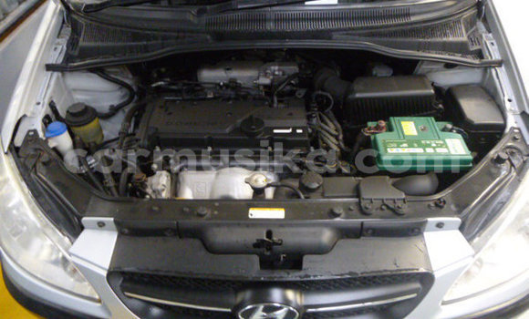 Buy Used Hyundai Getz Silver Car in Beitbridge in Matabeleland South Buy Used Hyundai Getz Silver Car in Beitbridge in Matabeleland South