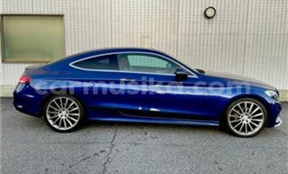 Tenga Tsaru Mercedes‒Benz C–Class Bhuruu Mota in Beitbridge in Matabeleland South Tenga Tsaru Mercedes‒Benz C–Class Bhuruu Mota in Beitbridge in Matabeleland South