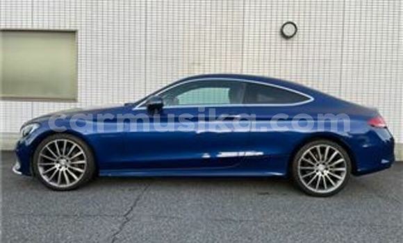 Tenga Tsaru Mercedes‒Benz C–Class Bhuruu Mota in Beitbridge in Matabeleland South Tenga Tsaru Mercedes‒Benz C–Class Bhuruu Mota in Beitbridge in Matabeleland South