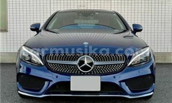 Tenga Tsaru Mercedes‒Benz C–Class Bhuruu Mota in Beitbridge in Matabeleland South Tenga Tsaru Mercedes‒Benz C–Class Bhuruu Mota in Beitbridge in Matabeleland South