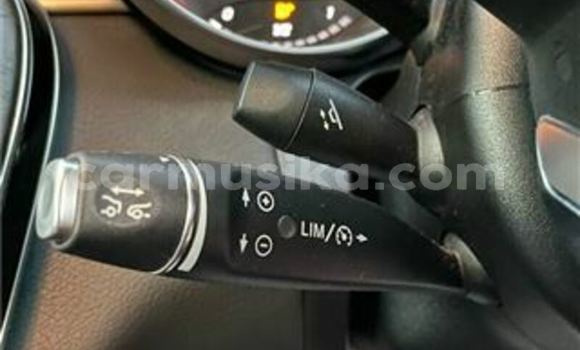 Tenga Tsaru Mercedes‒Benz C–Class Bhuruu Mota in Beitbridge in Matabeleland South Tenga Tsaru Mercedes‒Benz C–Class Bhuruu Mota in Beitbridge in Matabeleland South