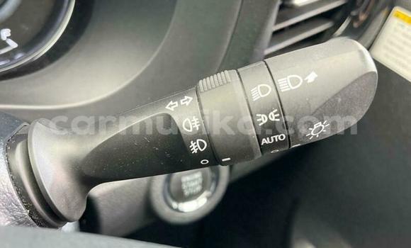 Buy Used Toyota Hilux White Car in Beitbridge in Matabeleland South Buy Used Toyota Hilux White Car in Beitbridge in Matabeleland South