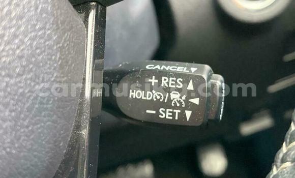 Buy Used Toyota Hilux White Car in Beitbridge in Matabeleland South Buy Used Toyota Hilux White Car in Beitbridge in Matabeleland South