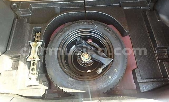 Acheter Occasion Voiture Honda Fit Rouge à Beitbridge, Matabeleland South Acheter Occasion Voiture Honda Fit Rouge à Beitbridge, Matabeleland South